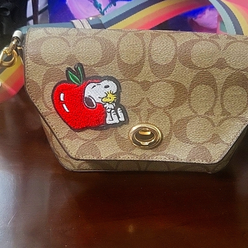 Cross body pure